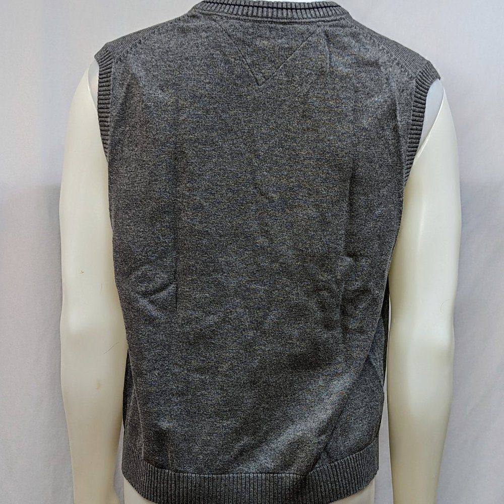 Classic looking Tommy Hilfiger Vest - Picture 6 of 7